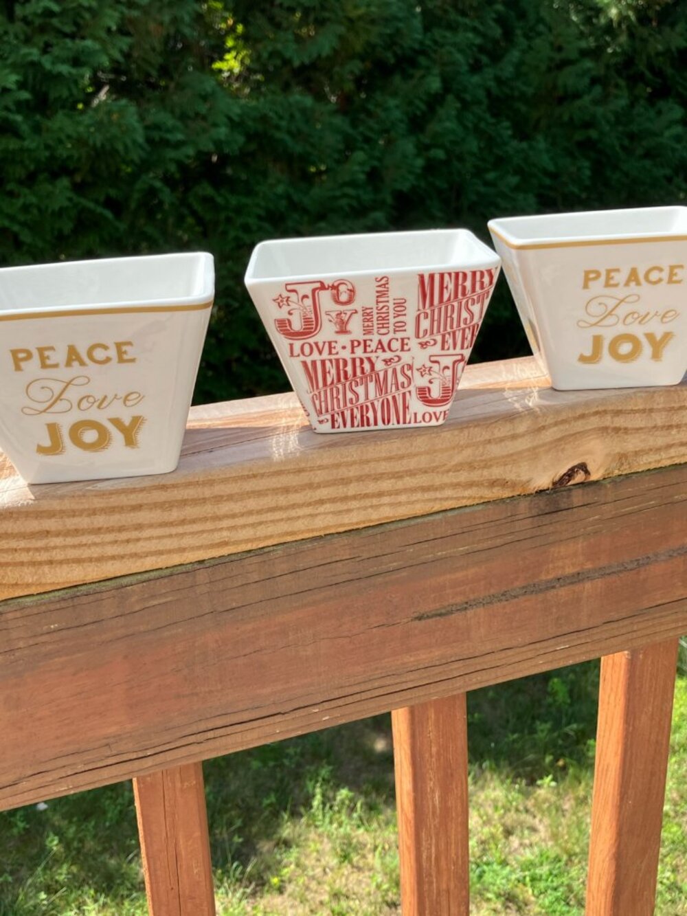 Ciroa Set Of 3 Square Appetizer Dessert Rice Bowls Imprinted With Peace Joy Love